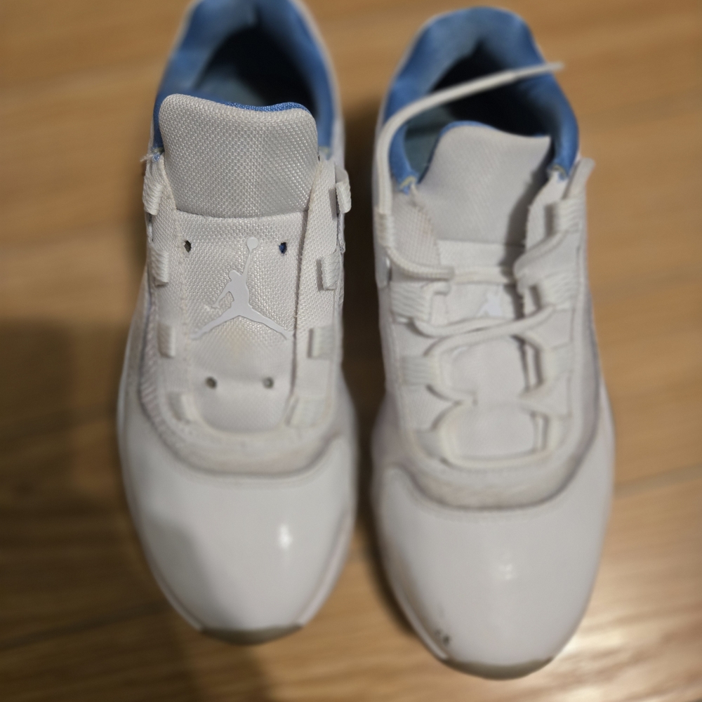 Nike Kids White and Light Blue Sneakers
